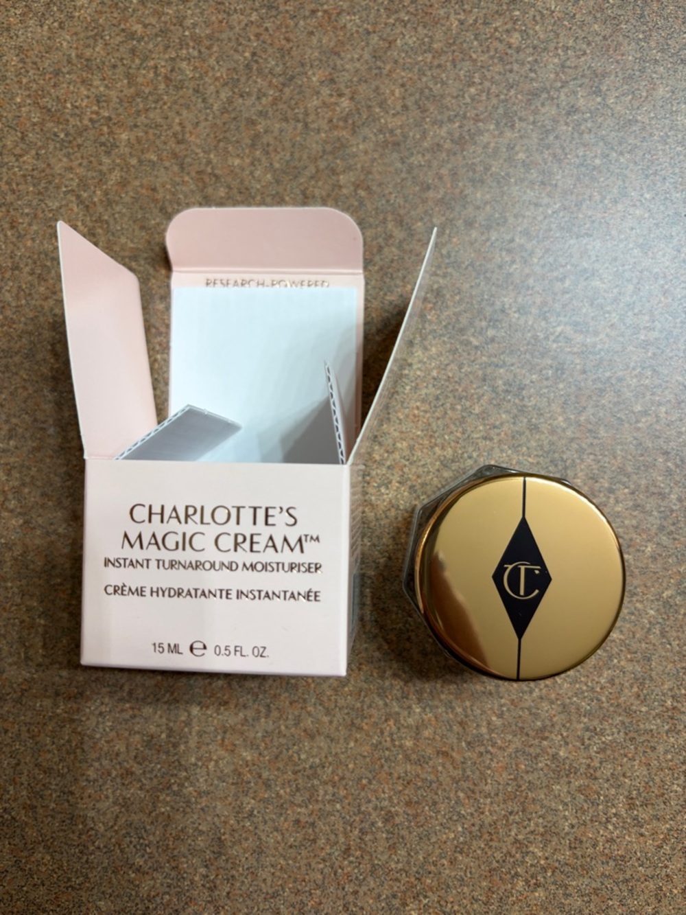 Charlotte Tilbury Magic Cream Moisturiser - Pink & Gold